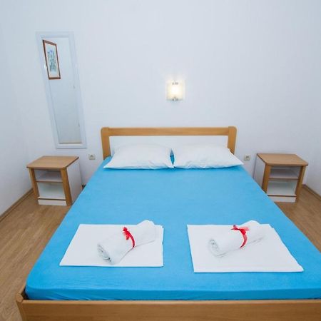 Apartments And Rooms Skalinada Муртер Екстериор снимка
